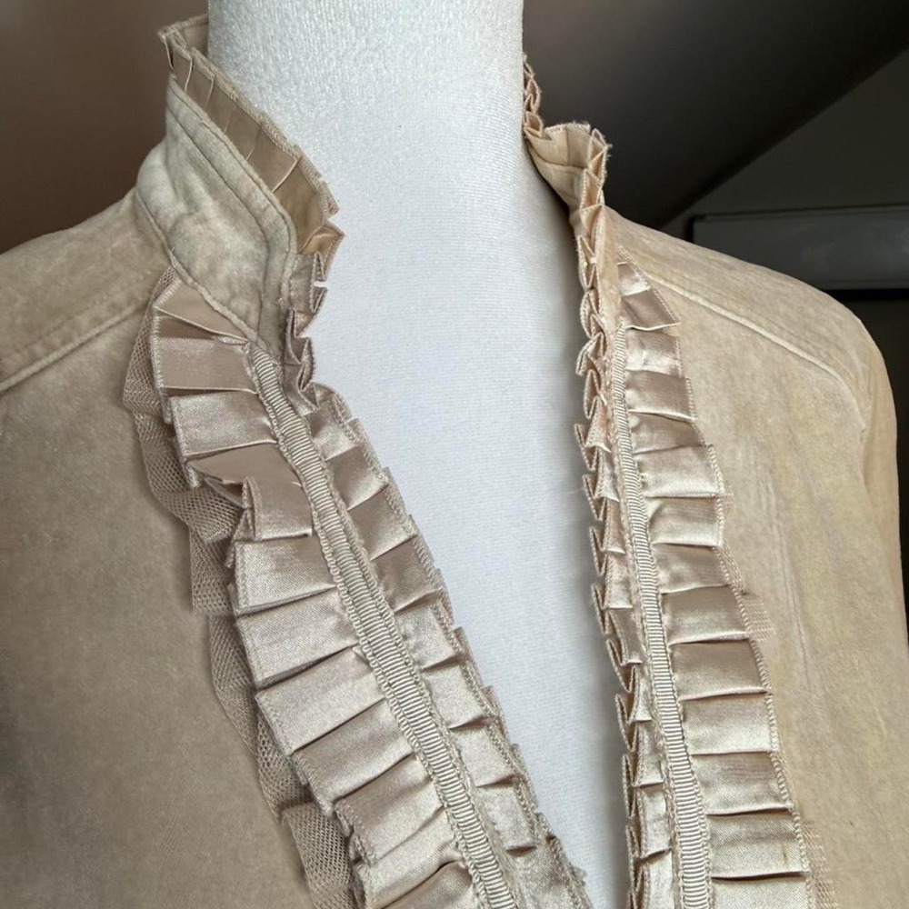 White House Black Market Bridgerton Style Ruffle Velvet‎ Cottage Jacket